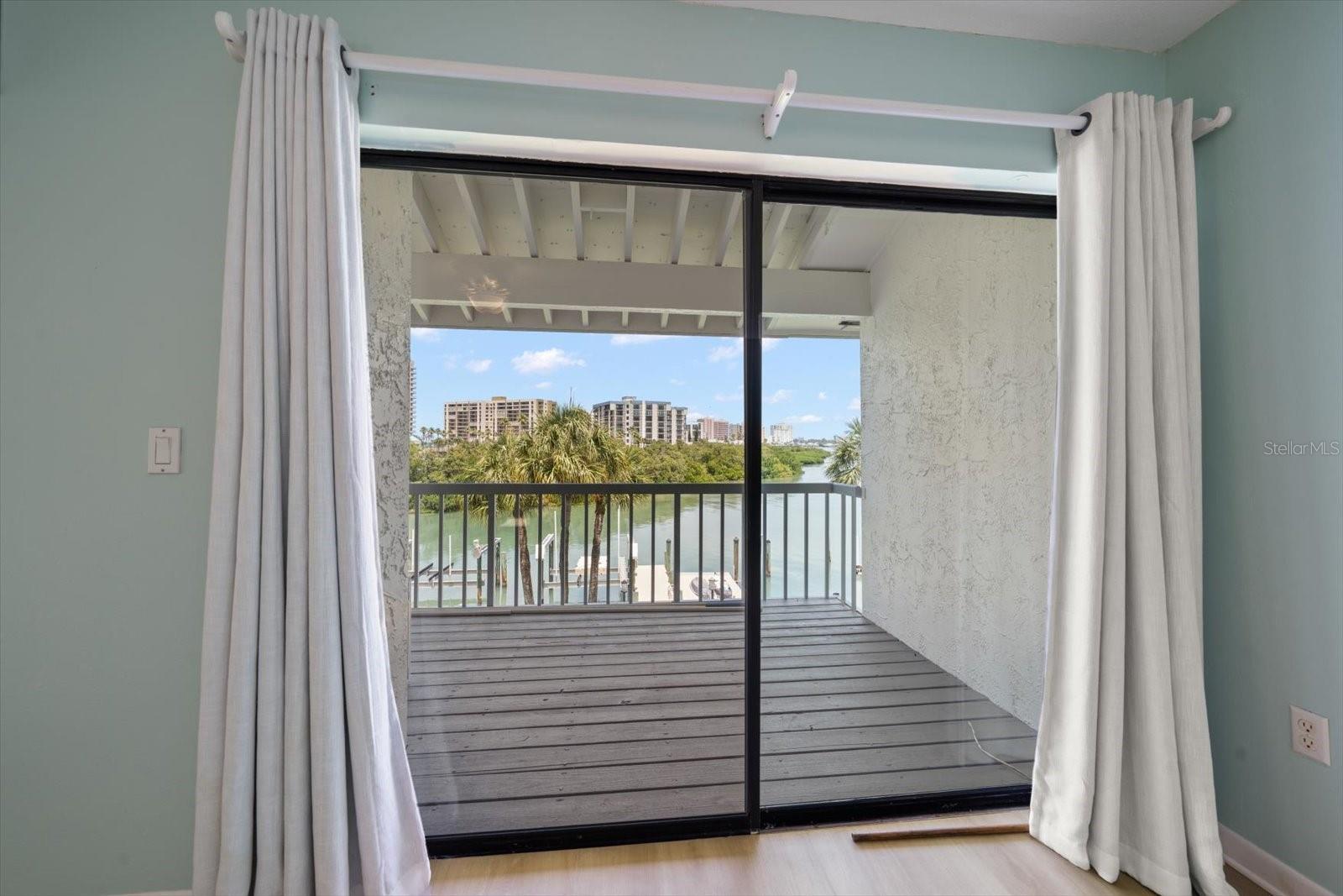 118 MARINA DEL REY CT, CLEARWATER BEACH, FL, 33767