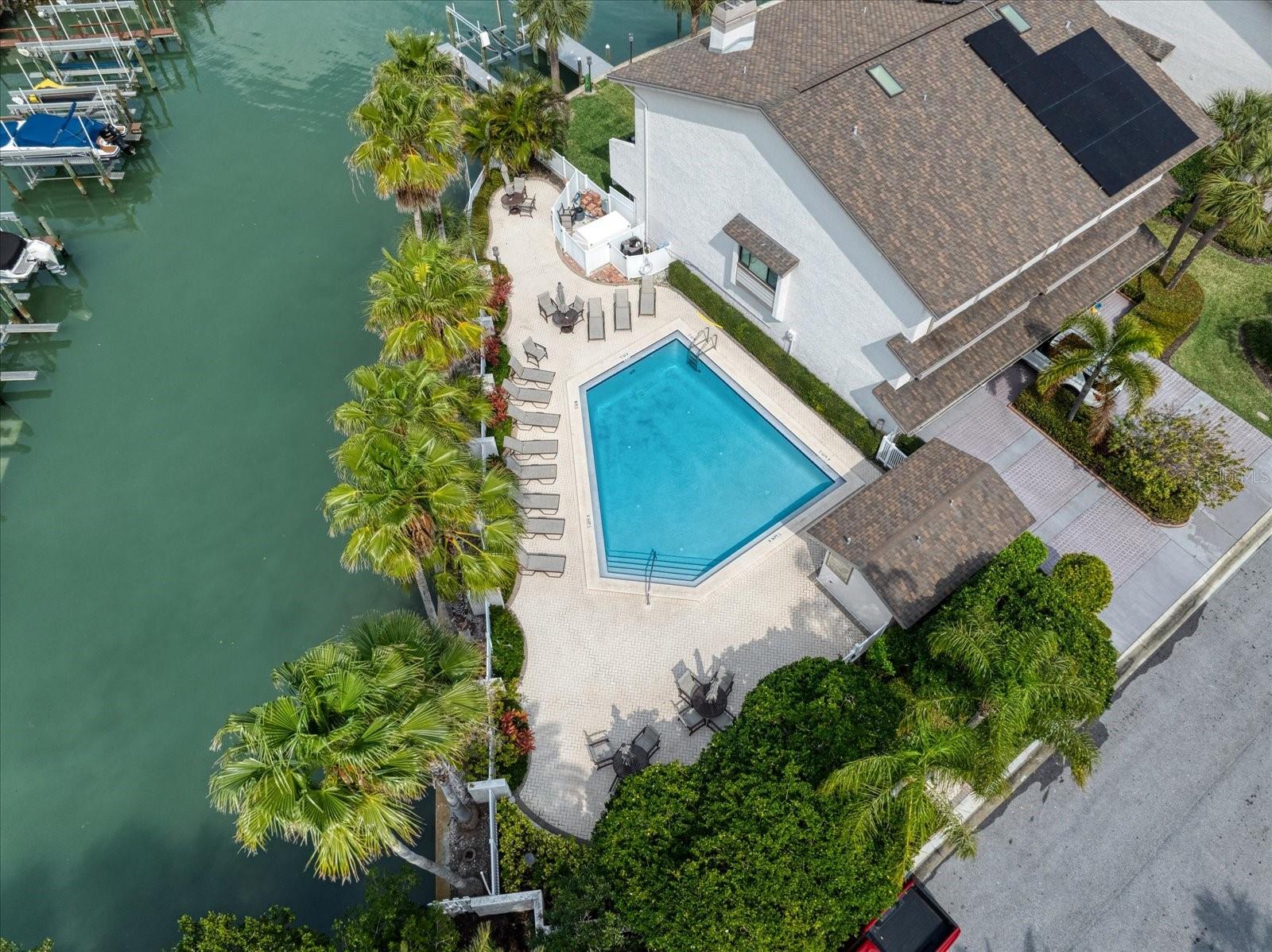 118 MARINA DEL REY CT, CLEARWATER BEACH, FL, 33767