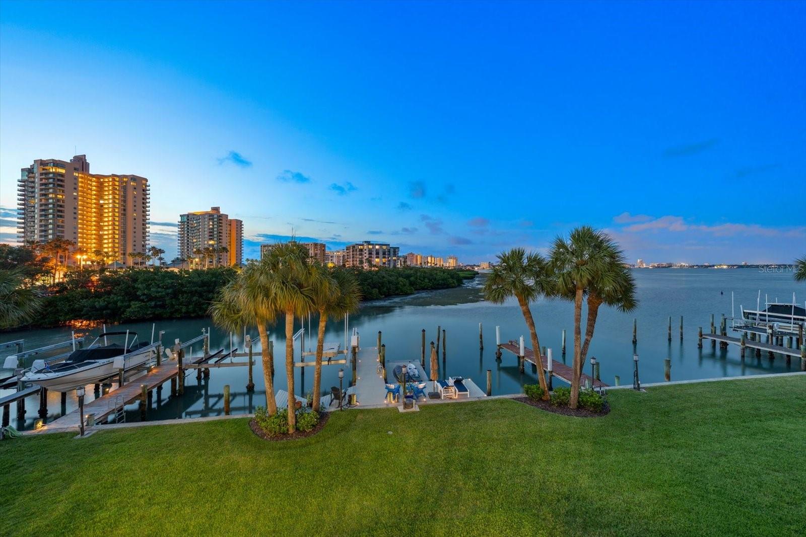 118 MARINA DEL REY CT, CLEARWATER BEACH, FL, 33767