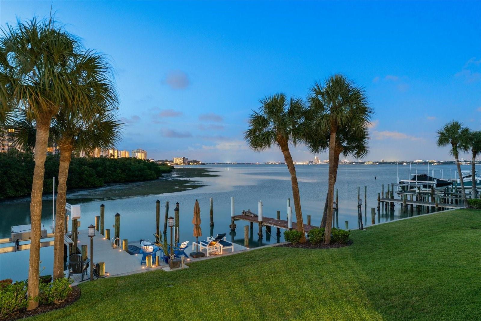 118 MARINA DEL REY CT, CLEARWATER BEACH, FL, 33767