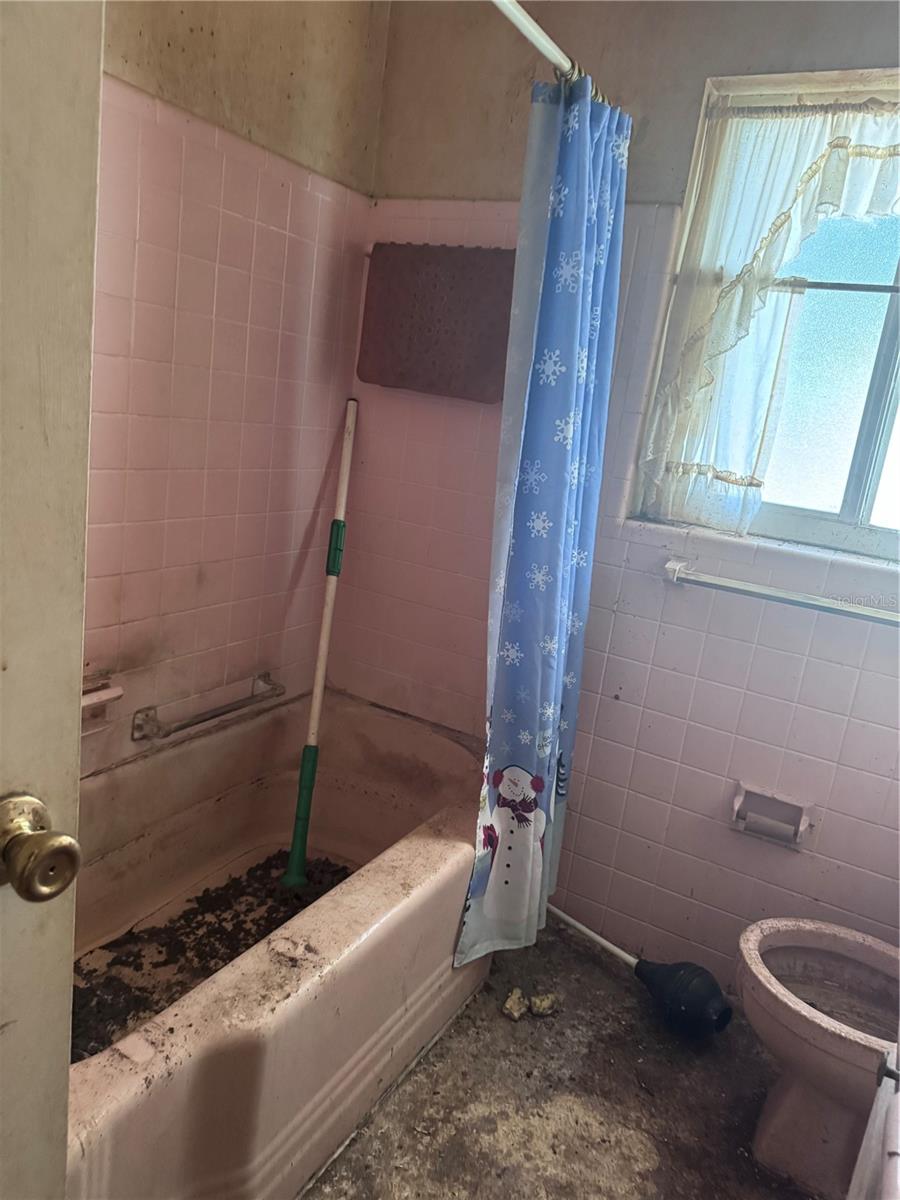 1601 HARDWOOD DR, CLEARWATER, FL, 33756