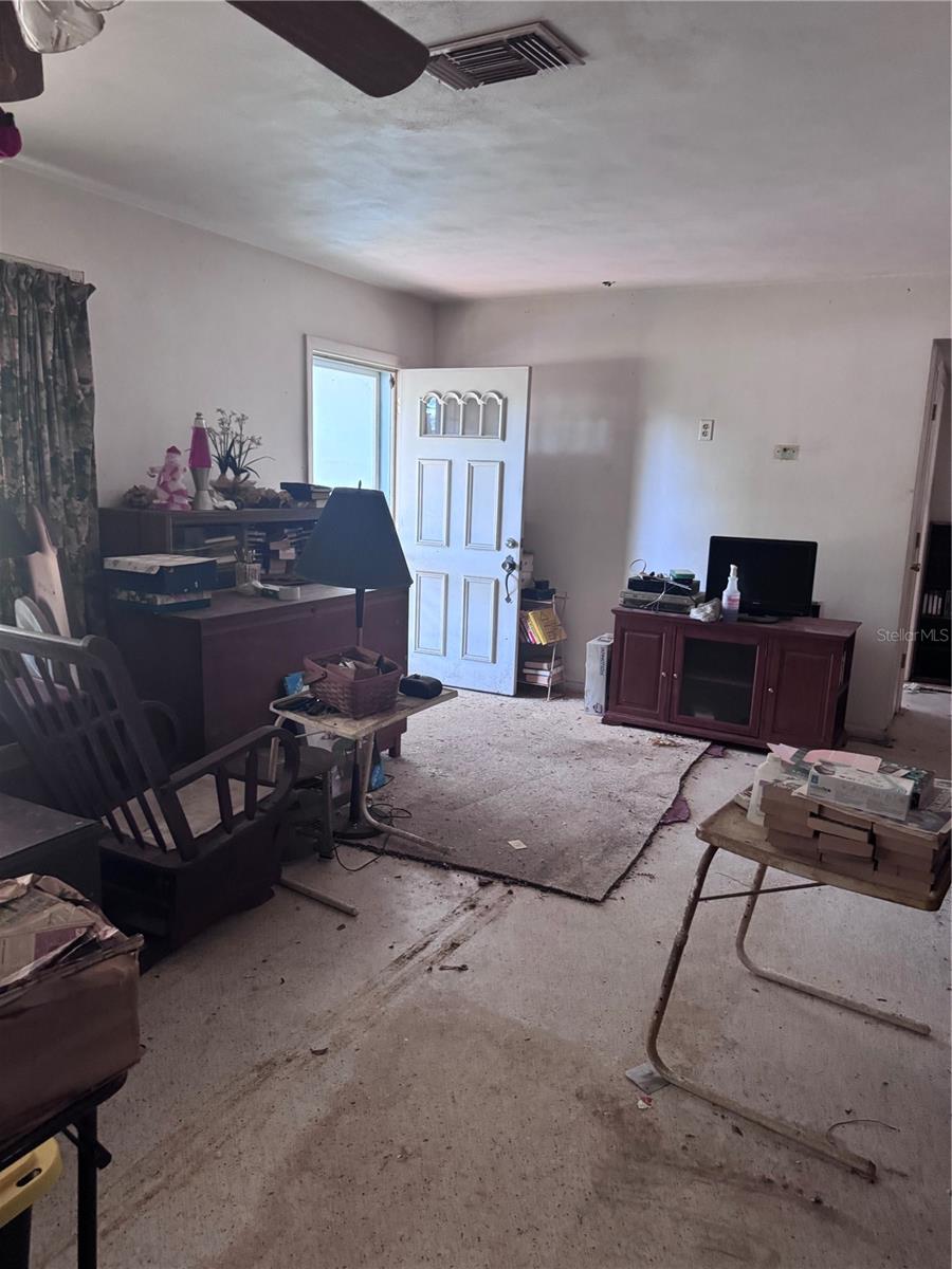 1601 HARDWOOD DR, CLEARWATER, FL, 33756