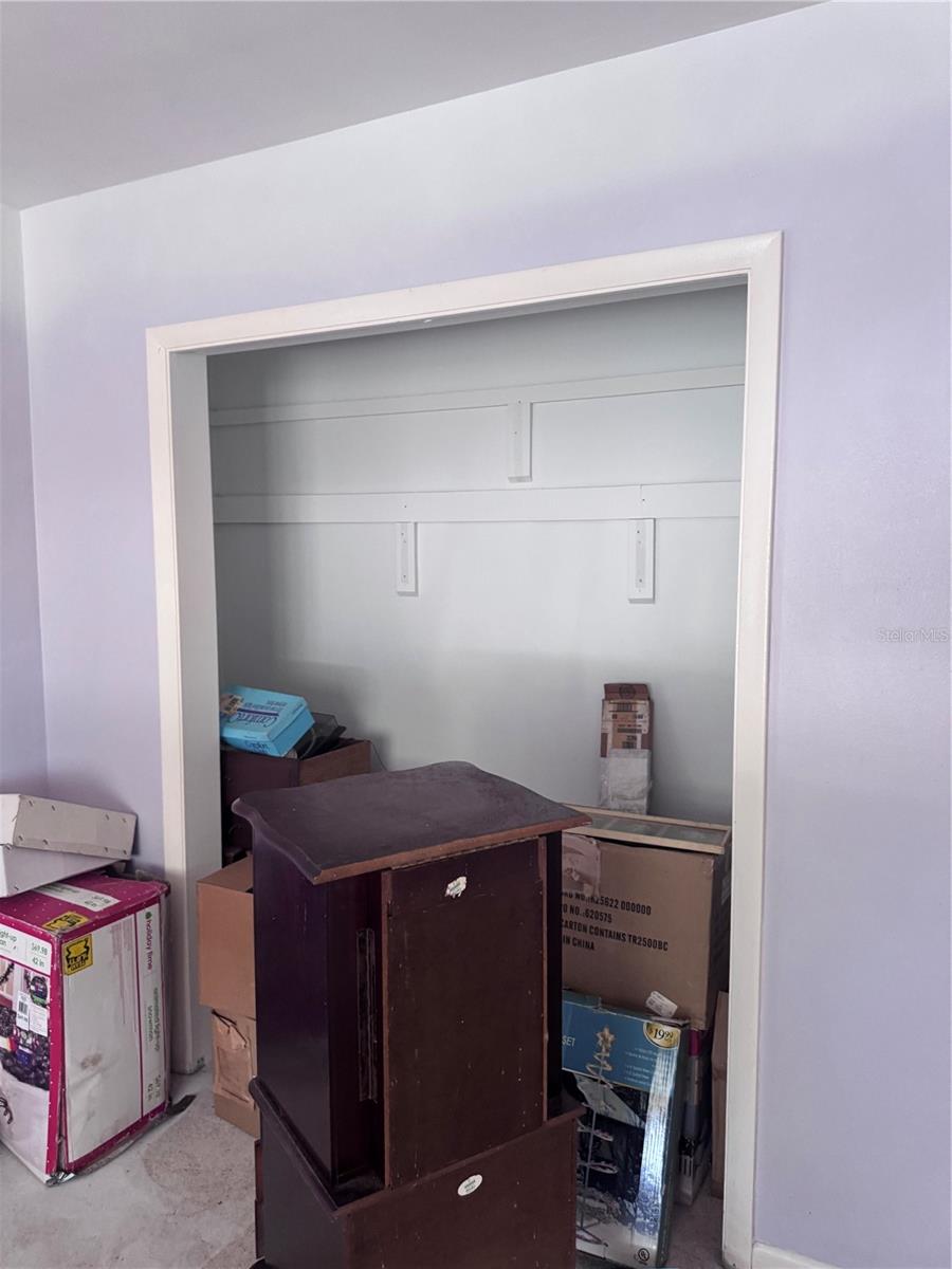 1601 HARDWOOD DR, CLEARWATER, FL, 33756