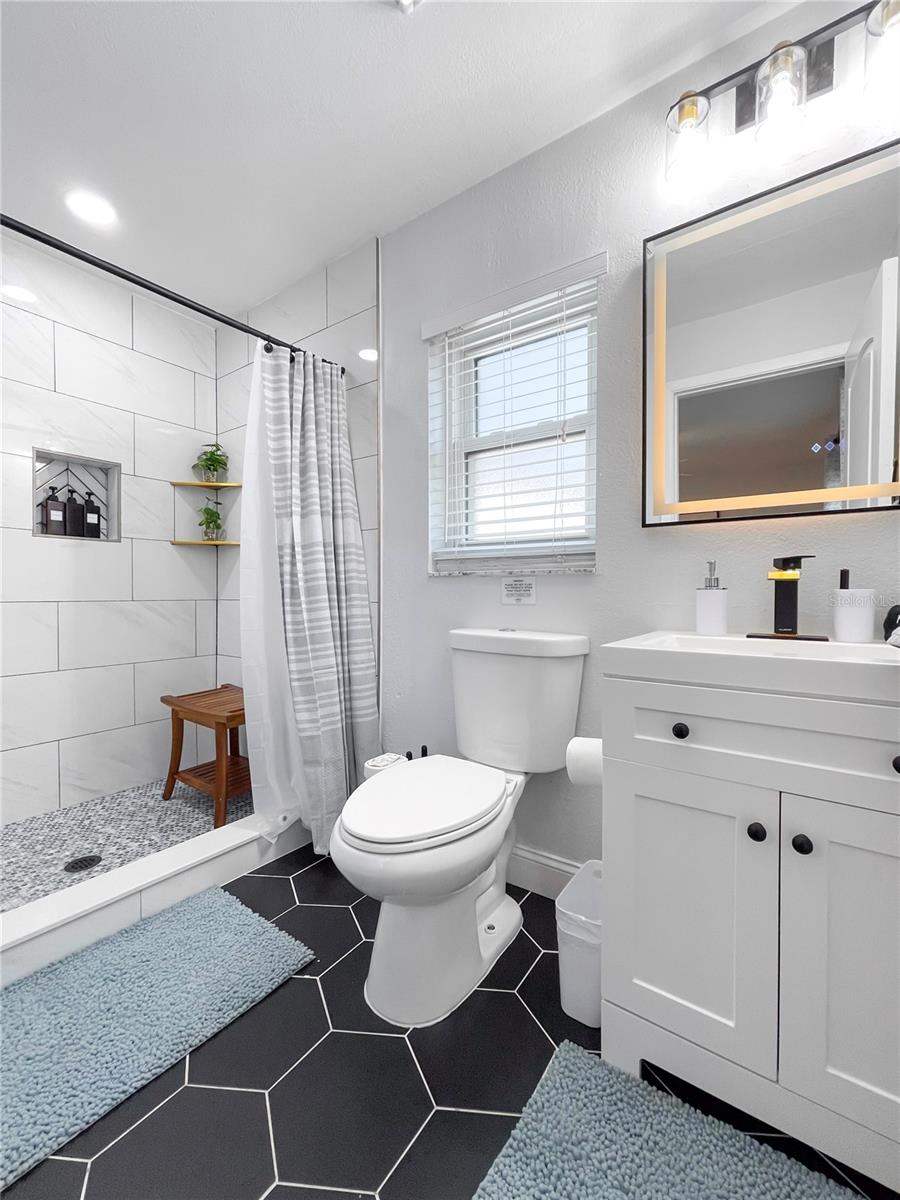 5730 IMPERIAL KY, TAMPA, FL, 33615