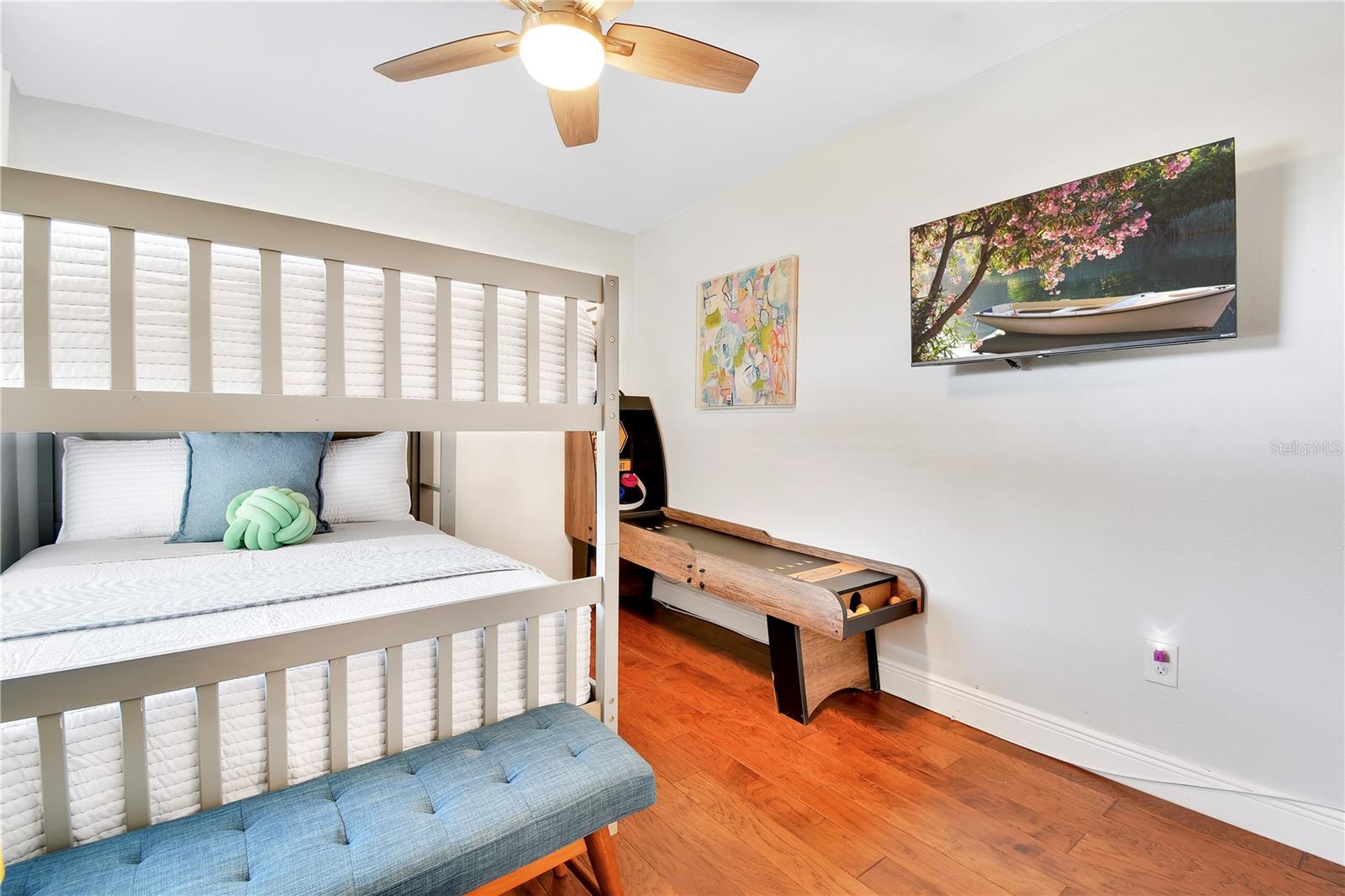 5730 IMPERIAL KY, TAMPA, FL, 33615