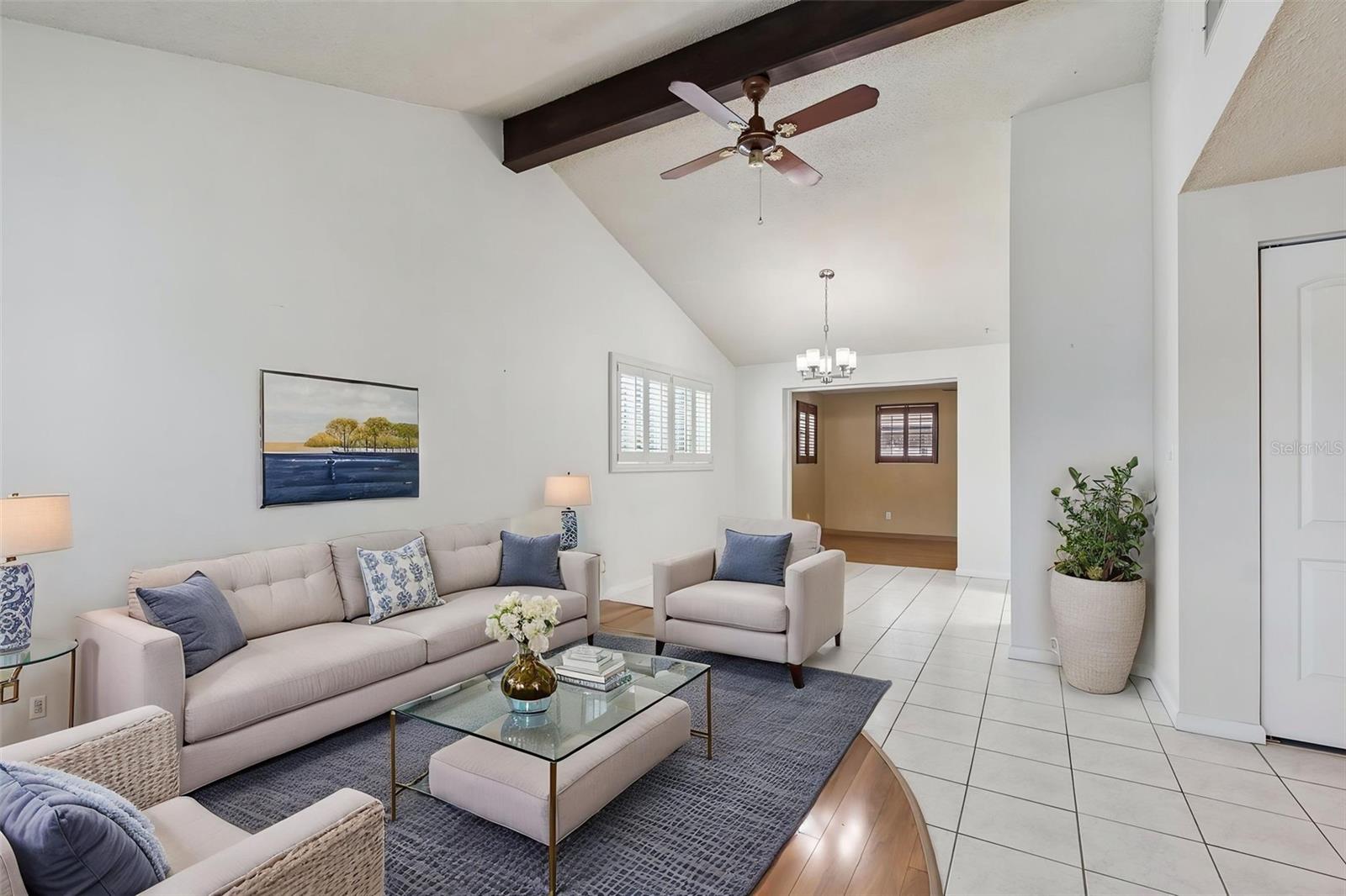 8806 OAK CIR, TAMPA, FL, 33615
