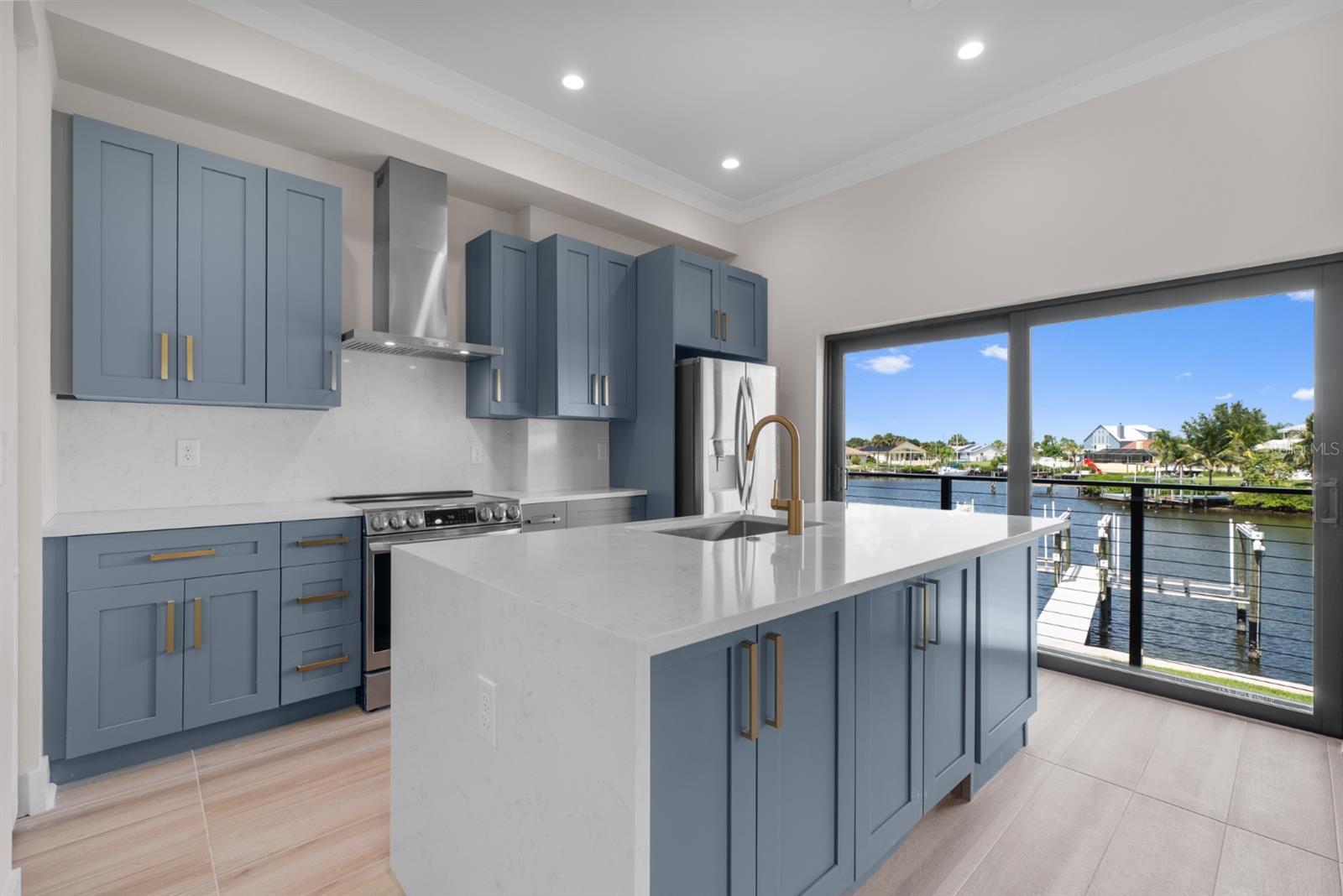 777 GRAN KAYMEN WAY, APOLLO BEACH, FL, 33572