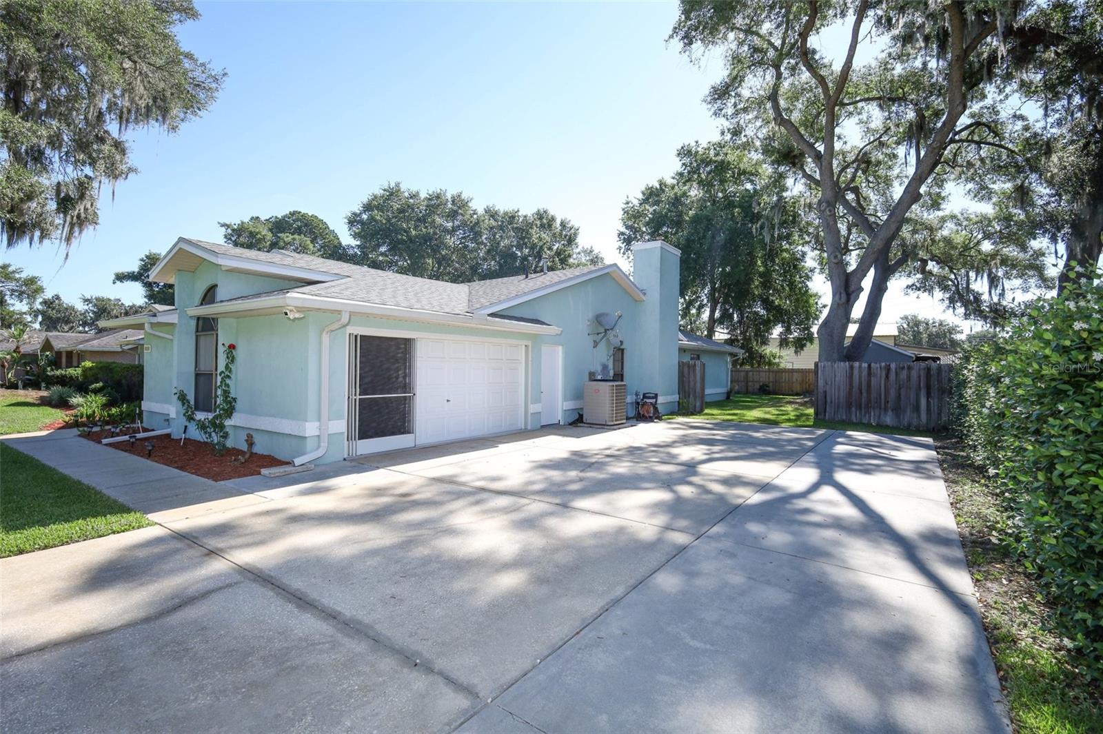 610 YORKTOWN DR, LEESBURG, FL, 34748