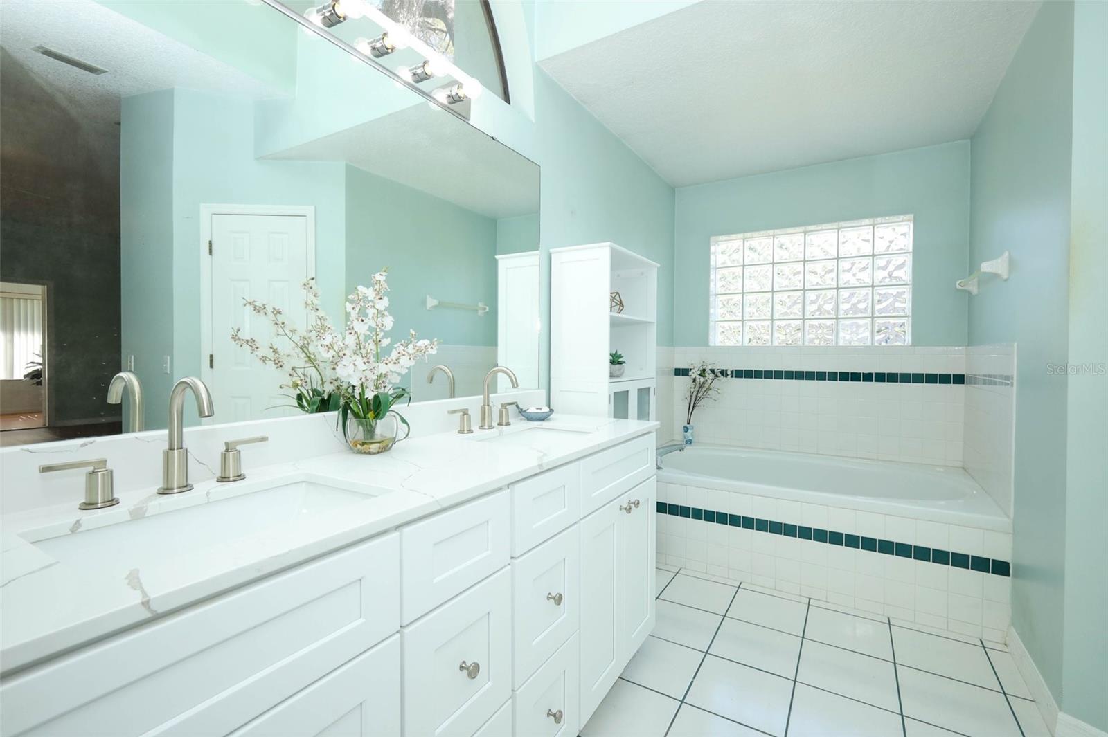 610 YORKTOWN DR, LEESBURG, FL, 34748