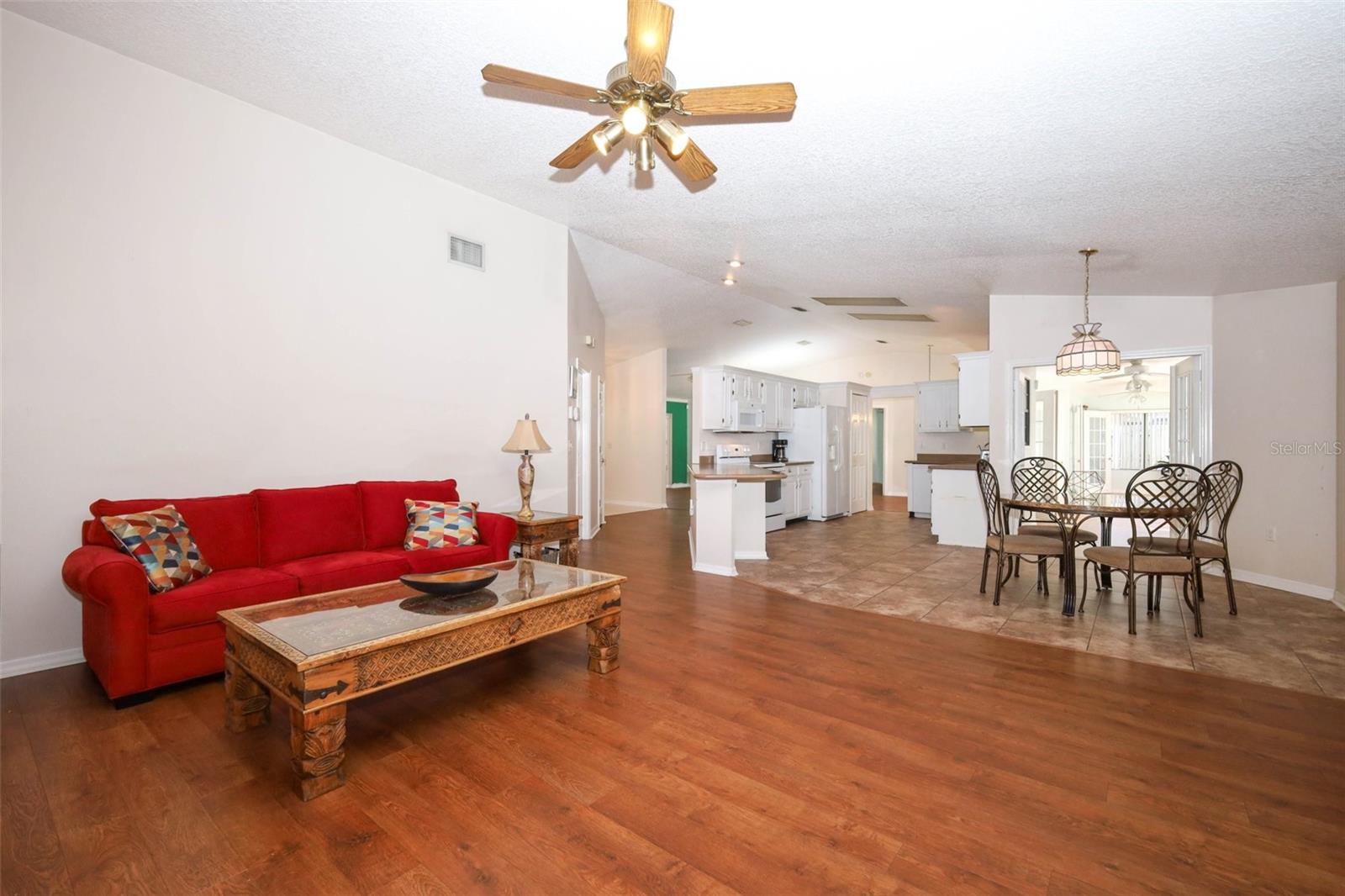 610 YORKTOWN DR, LEESBURG, FL, 34748