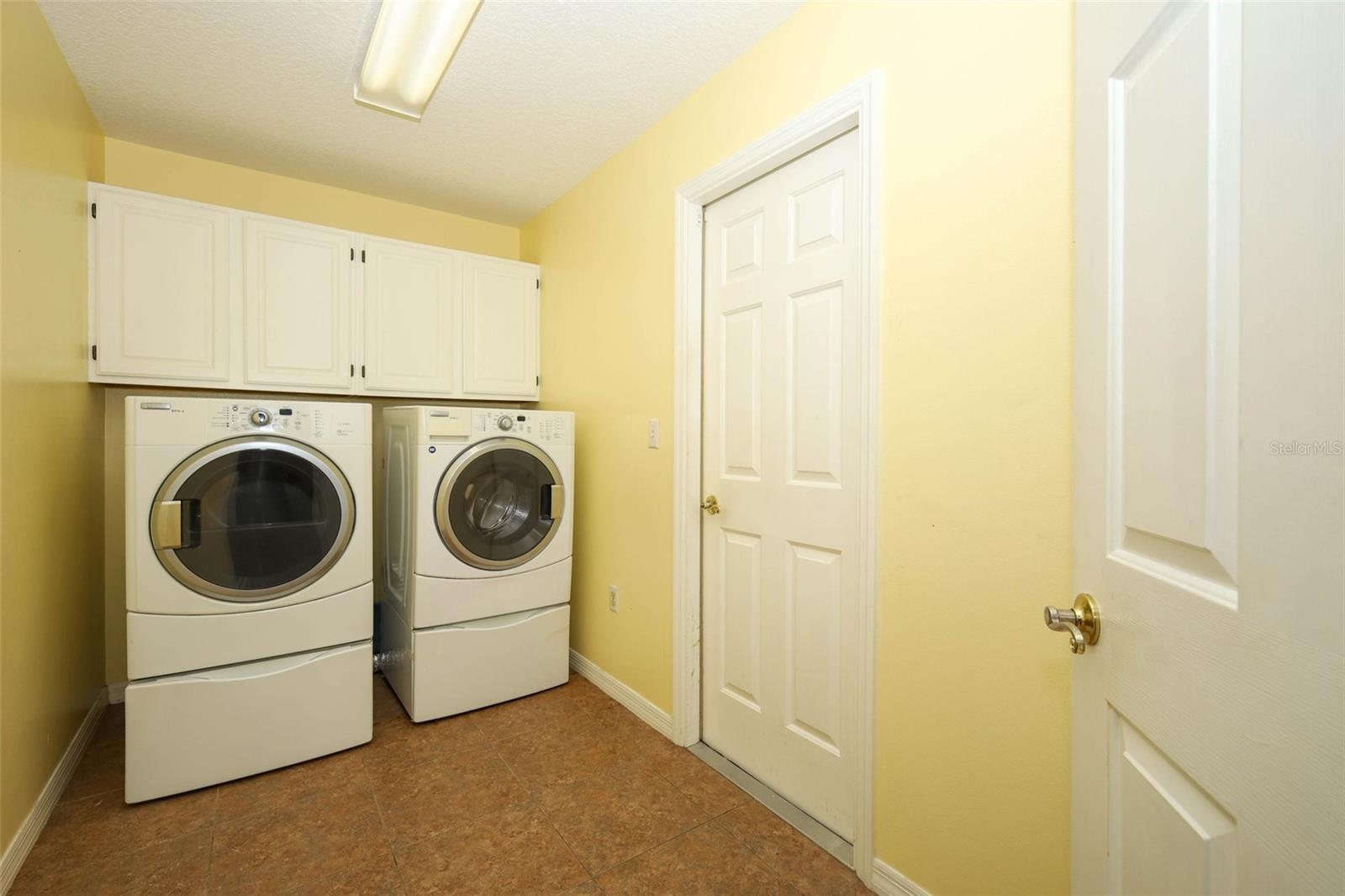 610 YORKTOWN DR, LEESBURG, FL, 34748