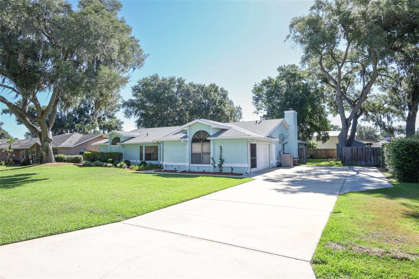 610 YORKTOWN DR, LEESBURG, FL, 34748