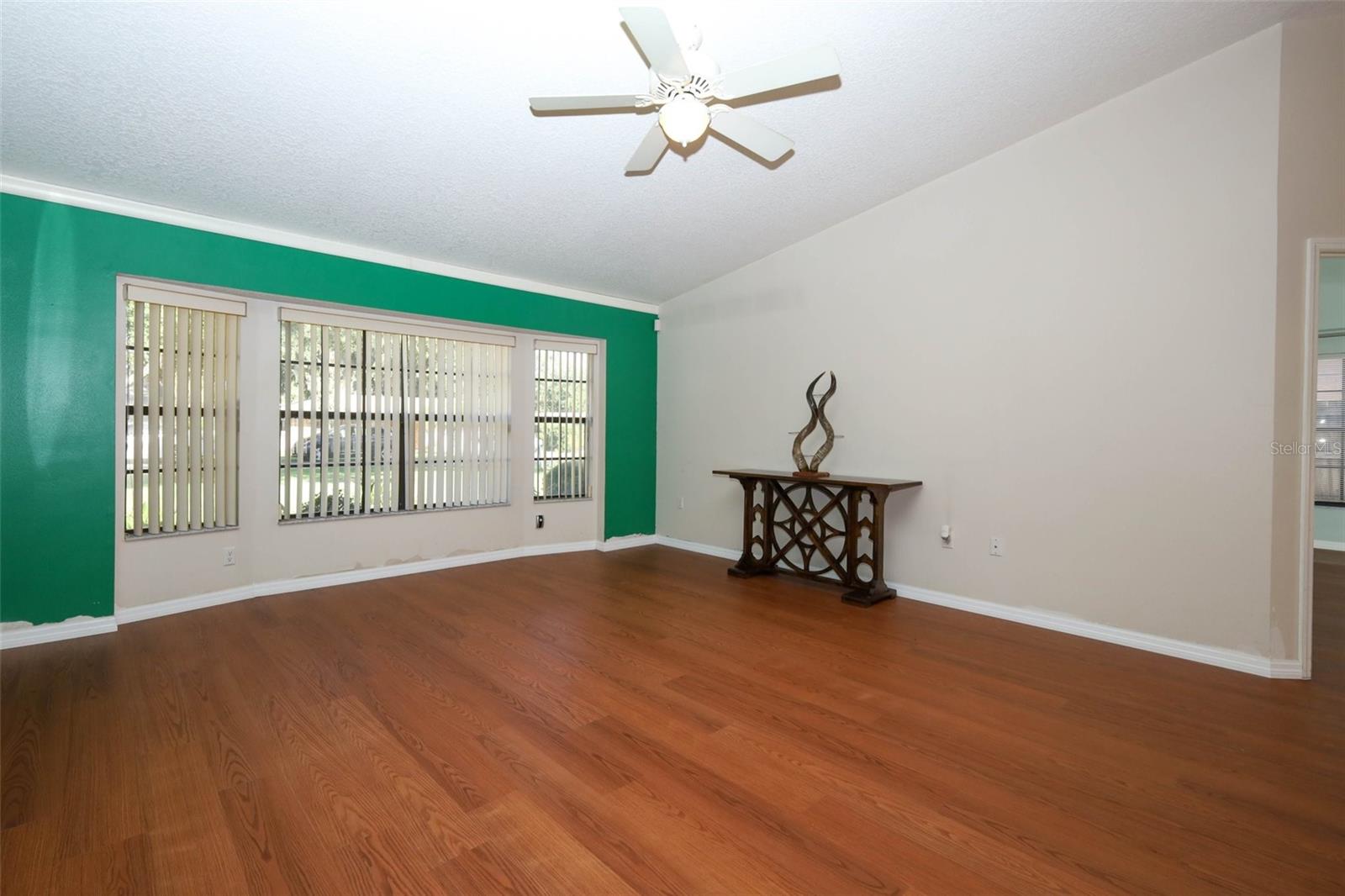 610 YORKTOWN DR, LEESBURG, FL, 34748
