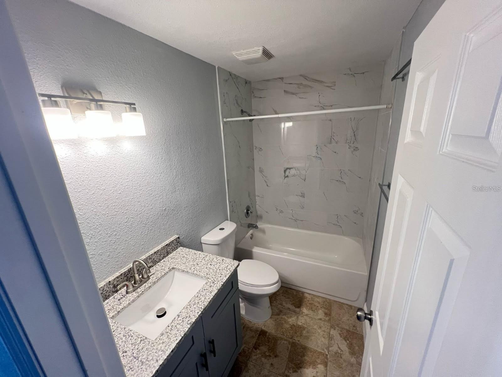 9205 TUDOR DR #C109, TAMPA, FL, 33615