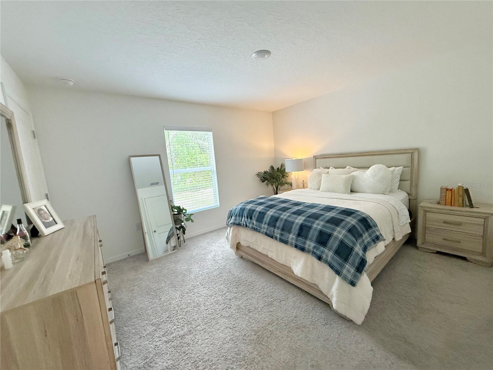 597 LIVE OAK LOOP, CRESCENT CITY, FL, 32112