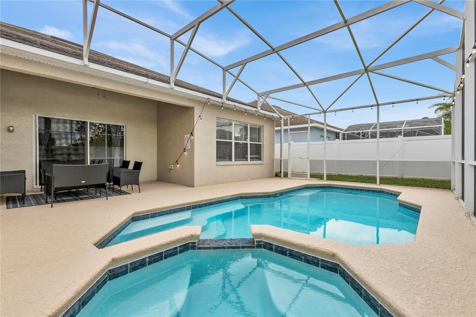 2590 SAND HILL POINT CIR, DAVENPORT, FL, 33837