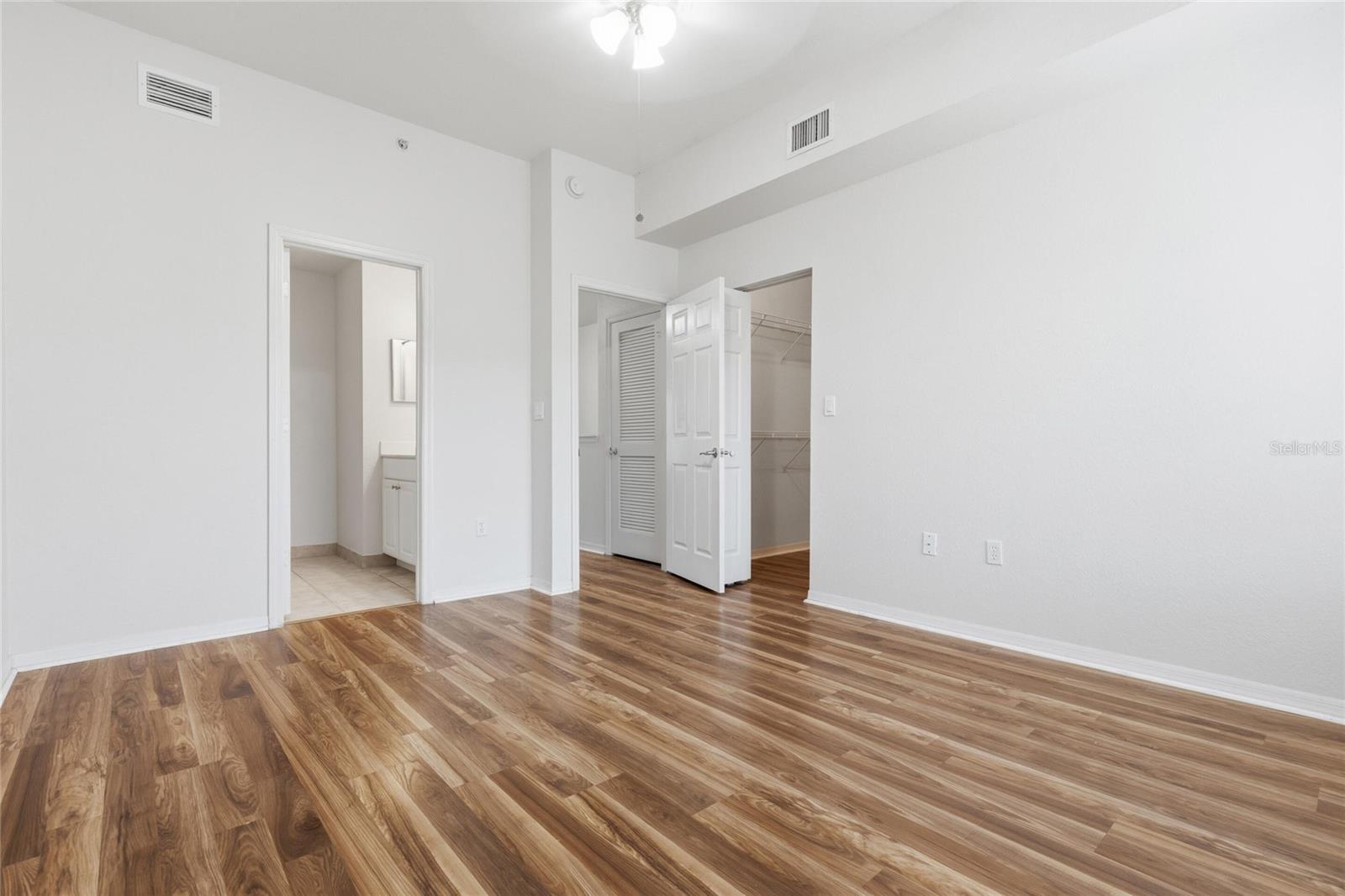 9875 MEADOW FIELD CIR #308, TAMPA, FL, 33626