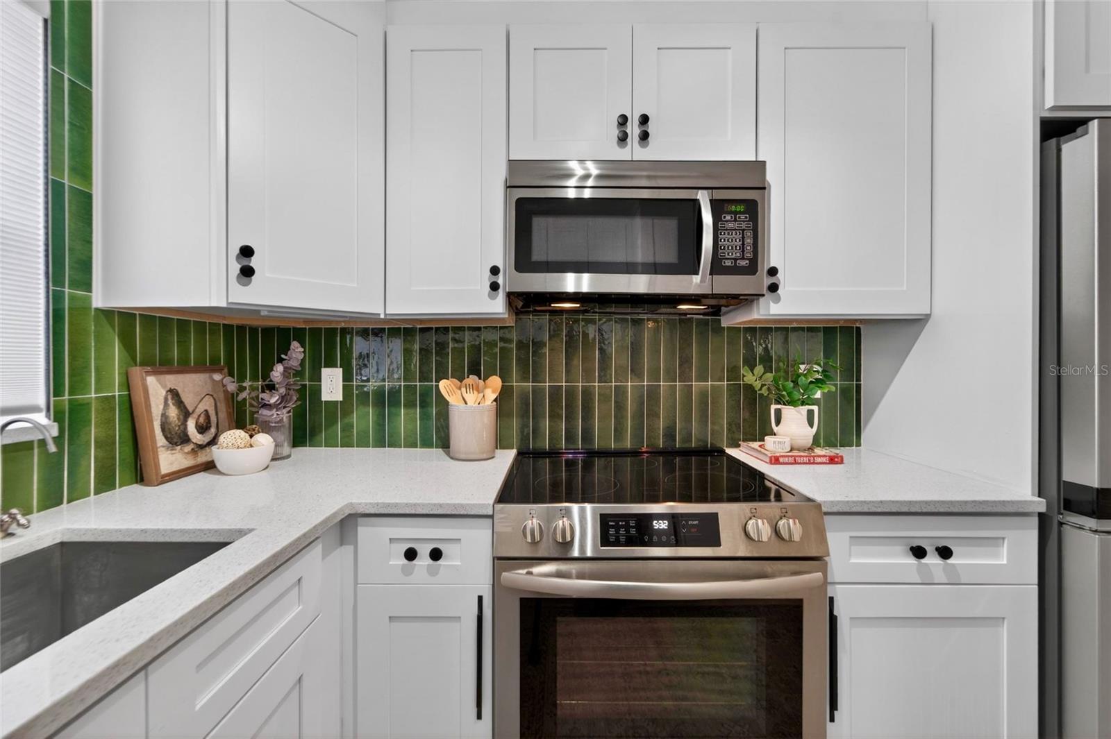 2575 GRANADA CIR E, ST PETERSBURG, FL, 33712