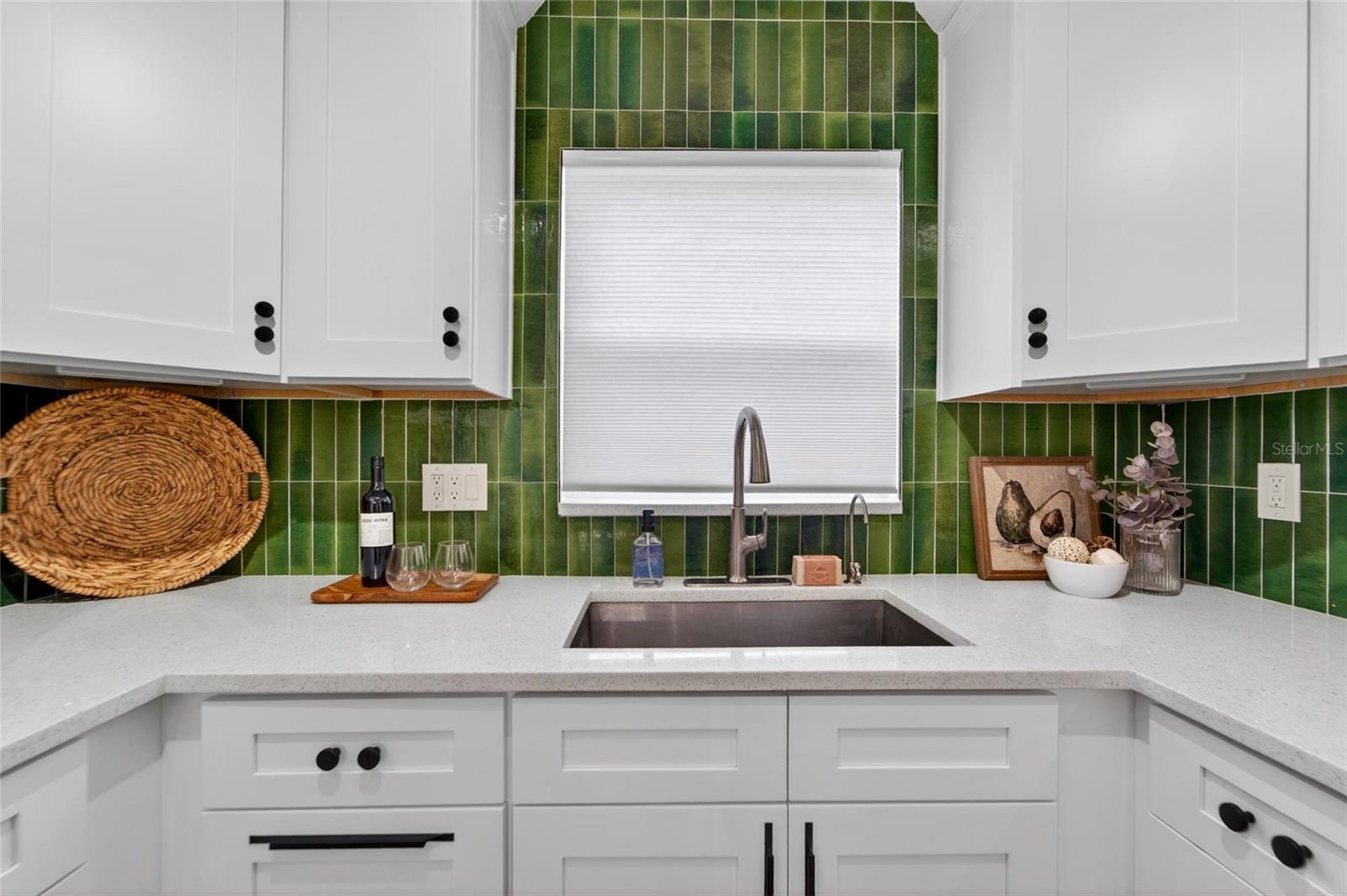 2575 GRANADA CIR E, ST PETERSBURG, FL, 33712