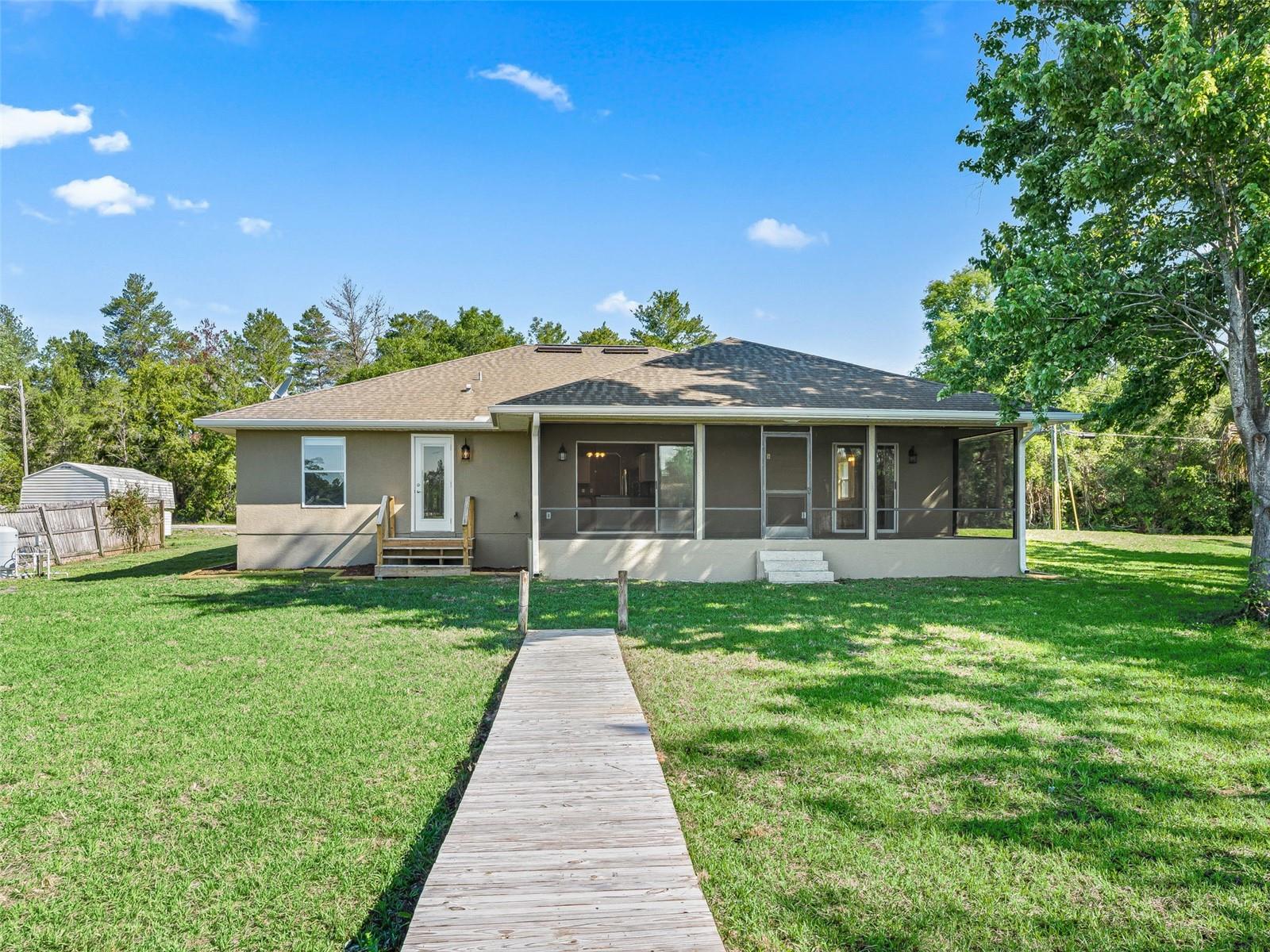 214 FISHER RUN, OCKLAWAHA, FL, 32179