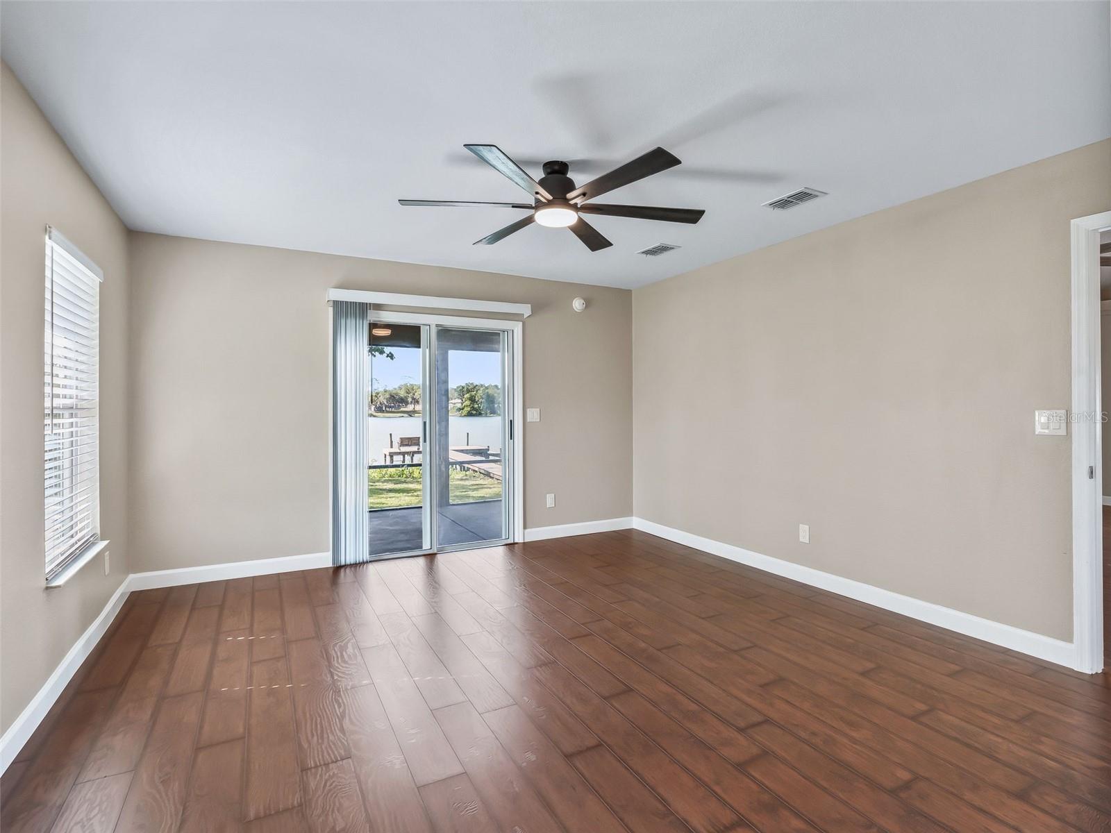 214 FISHER RUN, OCKLAWAHA, FL, 32179