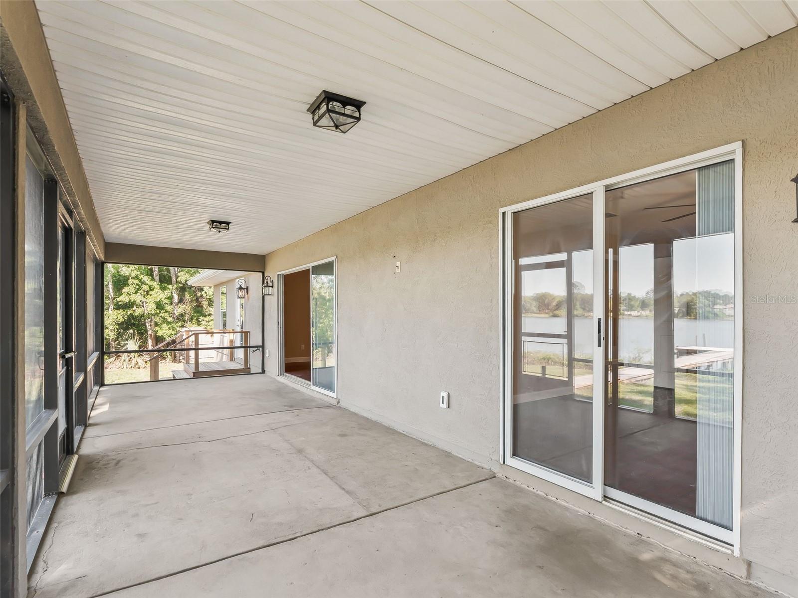 214 FISHER RUN, OCKLAWAHA, FL, 32179