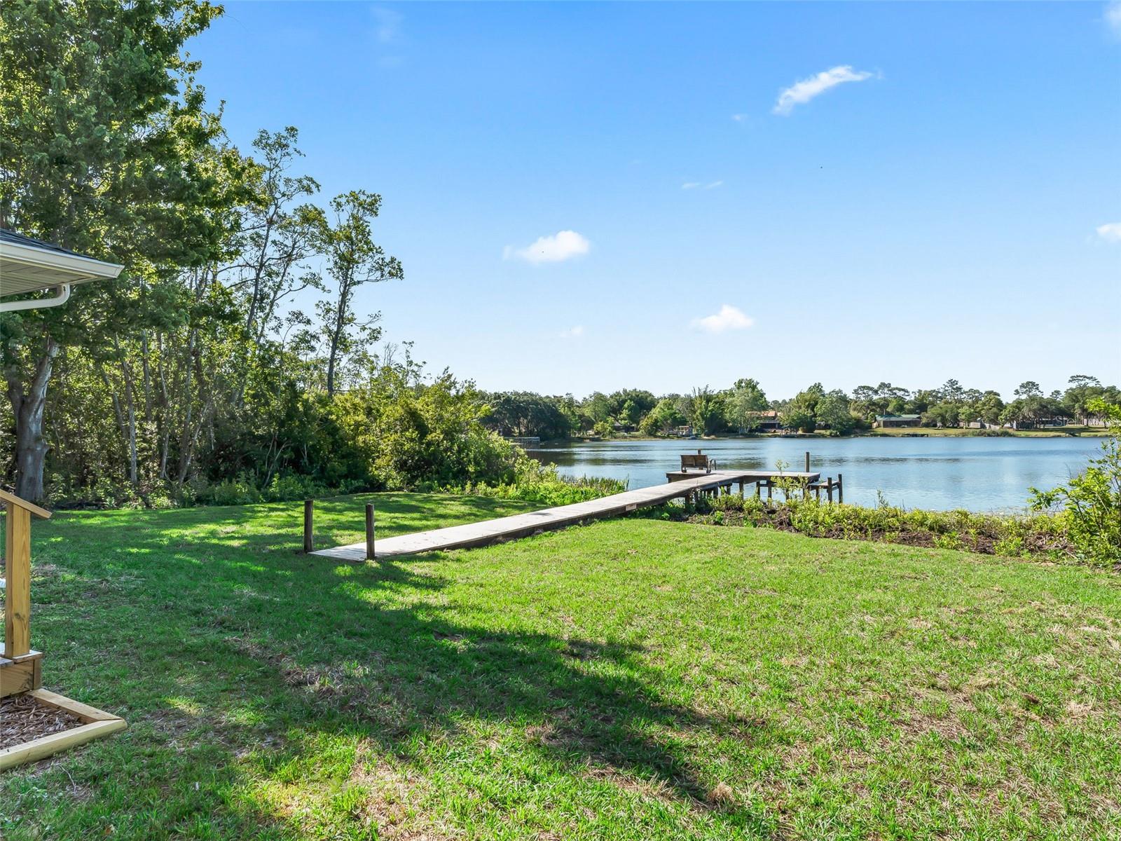 214 FISHER RUN, OCKLAWAHA, FL, 32179