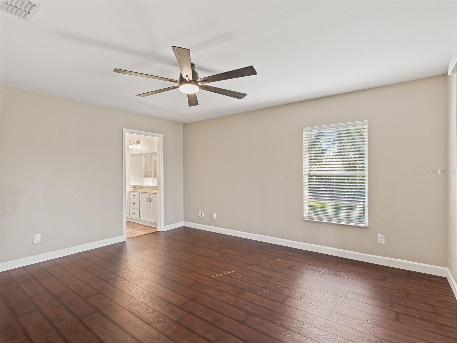 214 FISHER RUN, OCKLAWAHA, FL, 32179