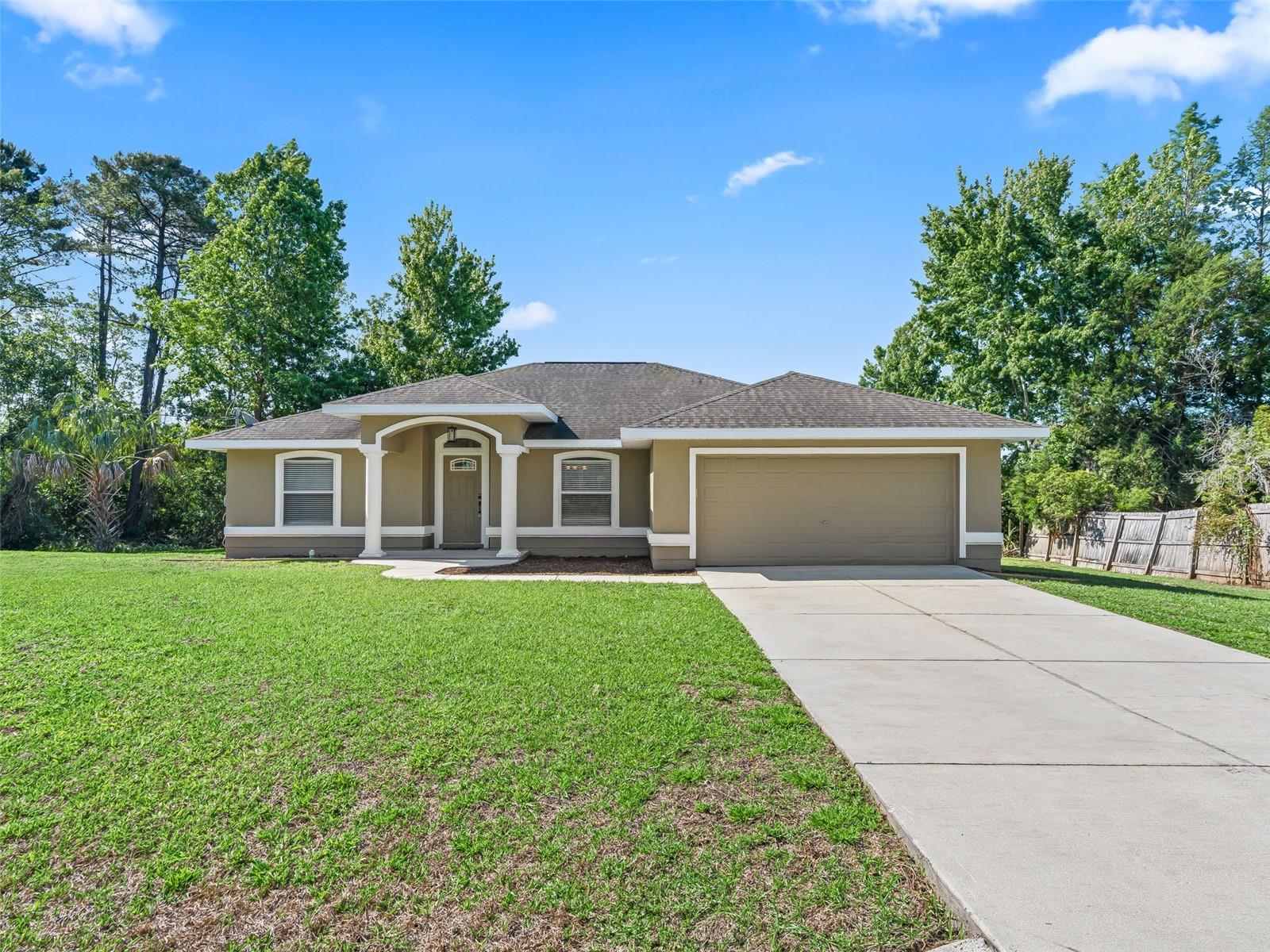 214 FISHER RUN, OCKLAWAHA, FL, 32179