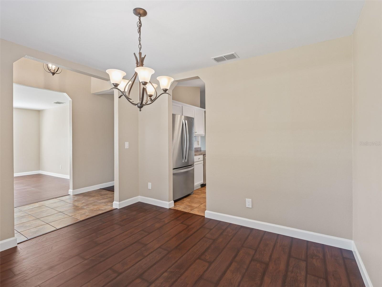 214 FISHER RUN, OCKLAWAHA, FL, 32179