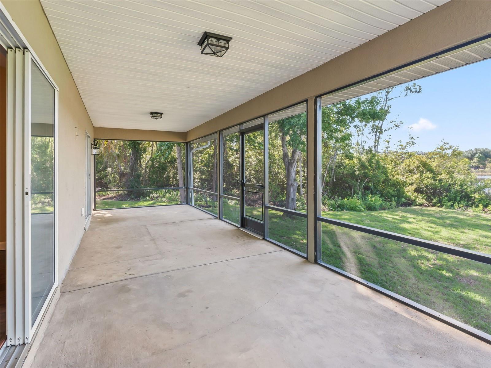 214 FISHER RUN, OCKLAWAHA, FL, 32179