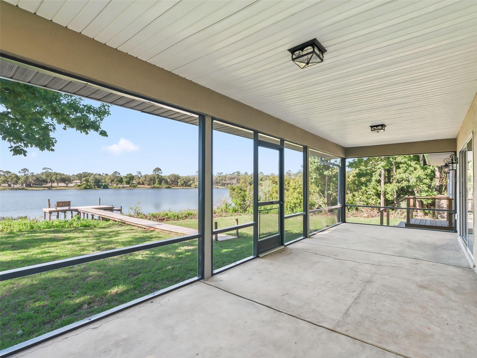 214 FISHER RUN, OCKLAWAHA, FL, 32179
