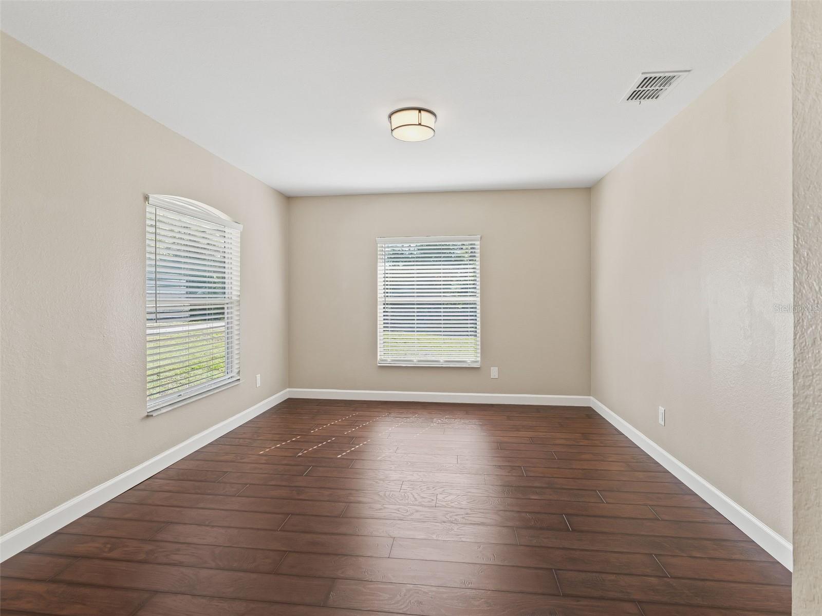214 FISHER RUN, OCKLAWAHA, FL, 32179