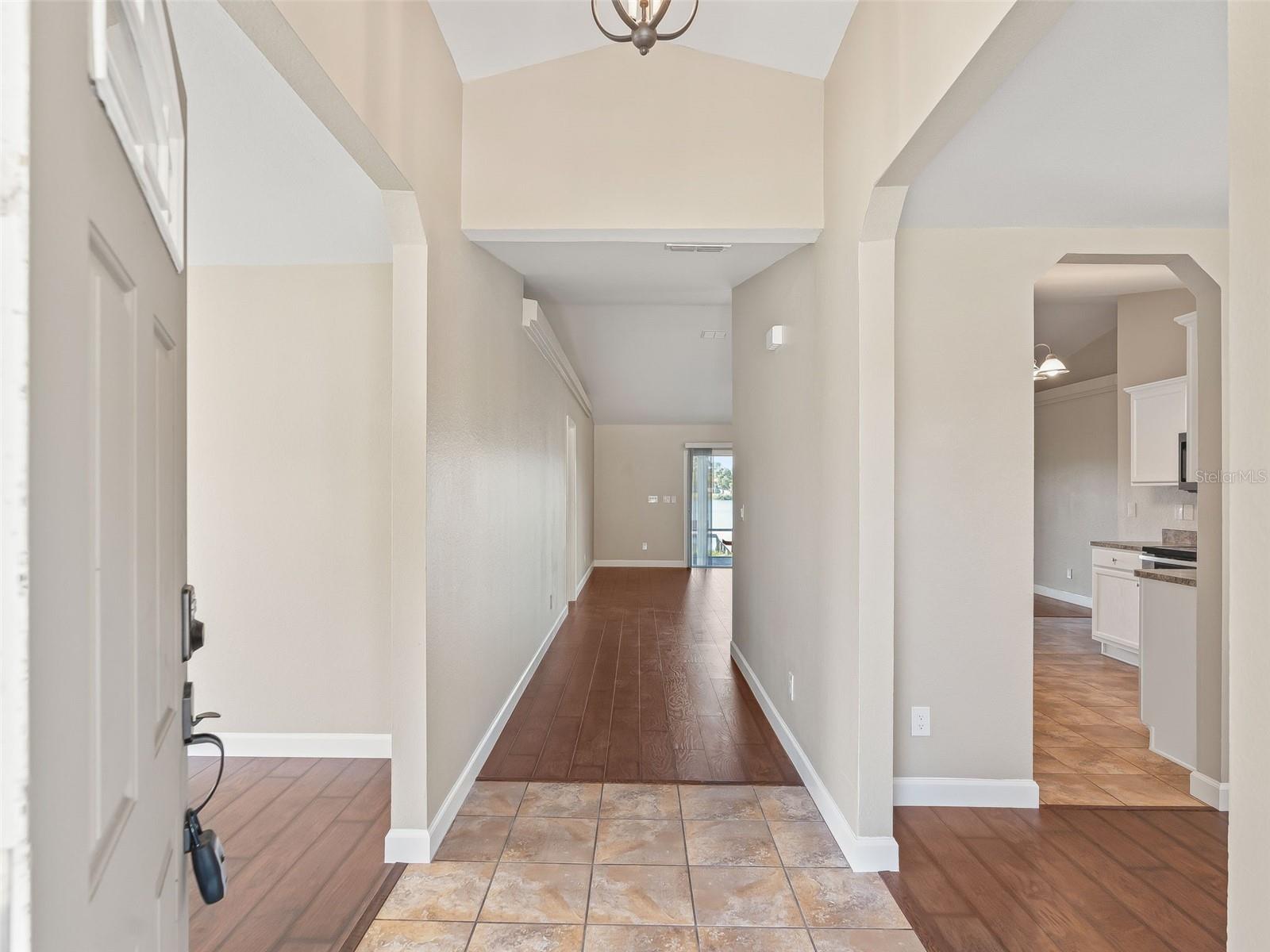 214 FISHER RUN, OCKLAWAHA, FL, 32179