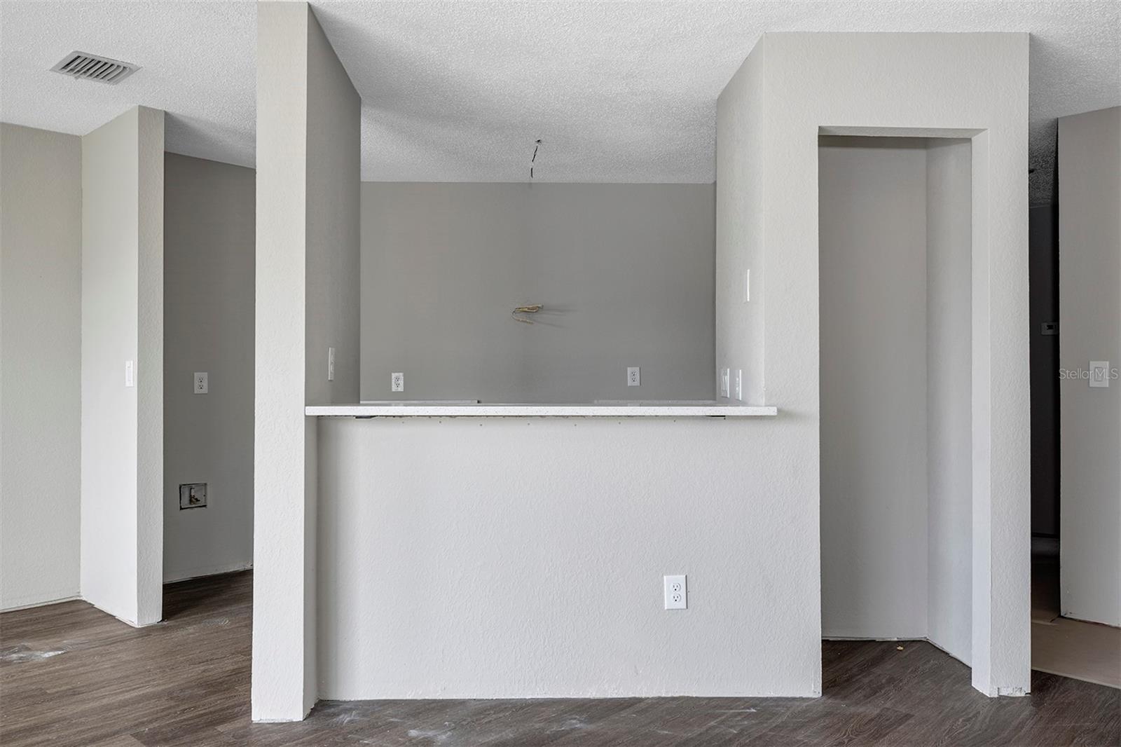 2524 WOODGATE BLVD #106, ORLANDO, FL, 32822
