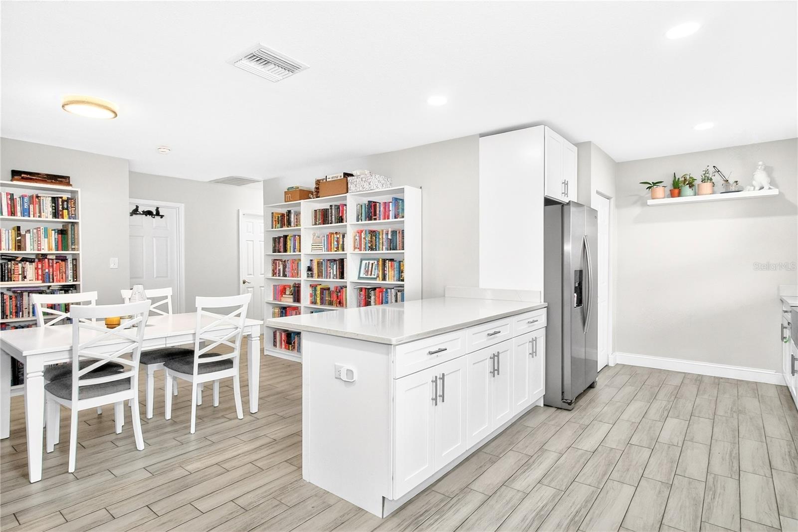 3608 W CARMEN ST, TAMPA, FL, 33609