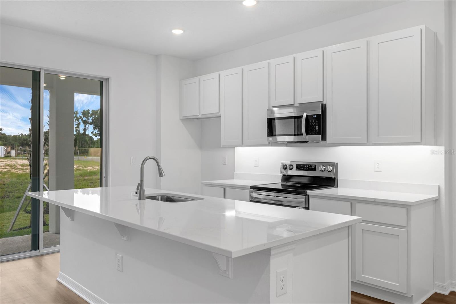 1128 CYPRESS ELM DR, DELAND, FL, 32720