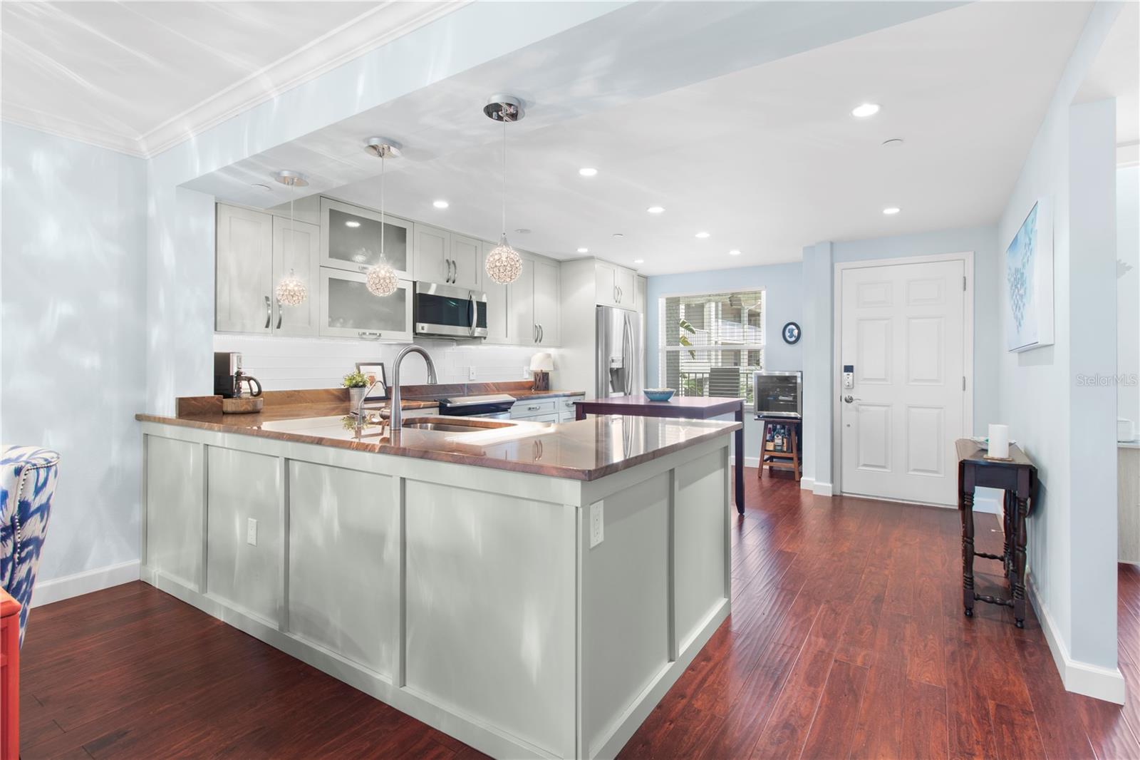 9320 CLUBSIDE CIR #2201, SARASOTA, FL, 34238