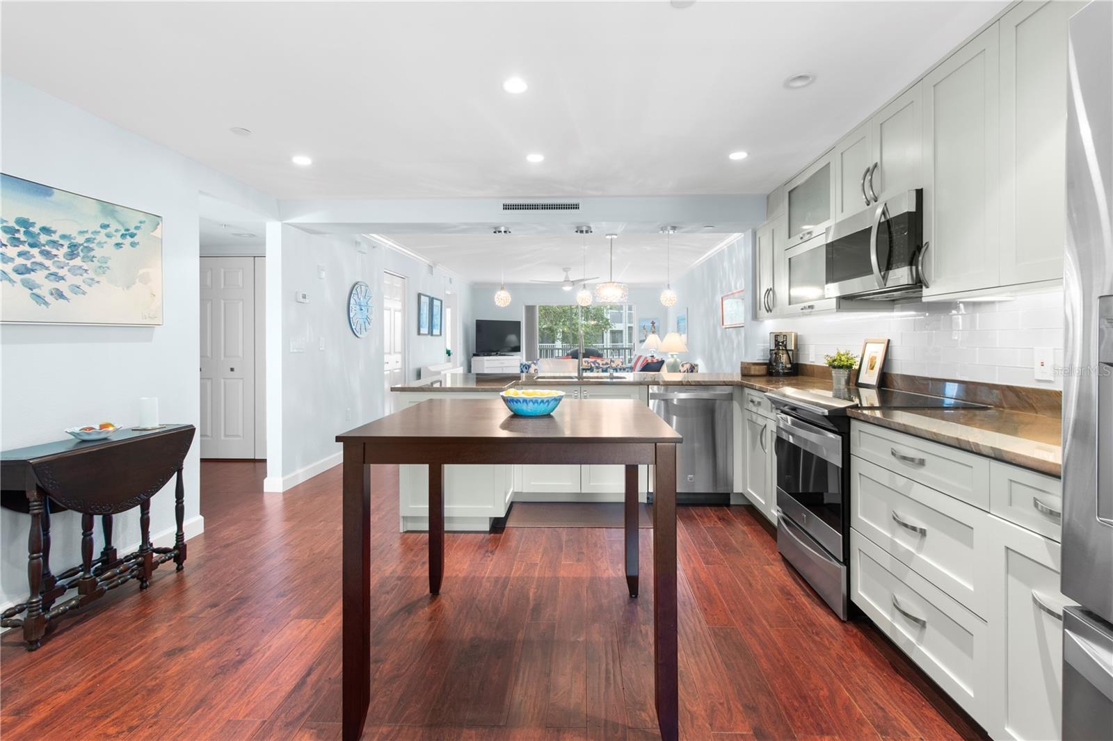 9320 CLUBSIDE CIR #2201, SARASOTA, FL, 34238