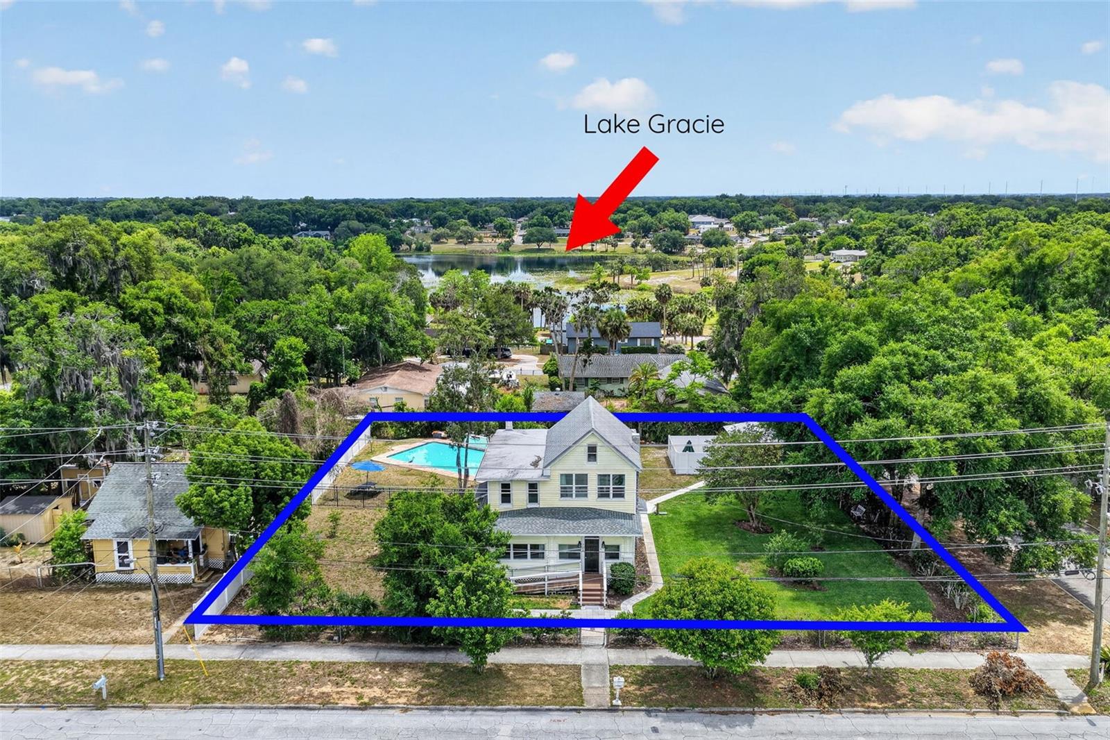 708 E LEMON AVE, EUSTIS, FL, 32726