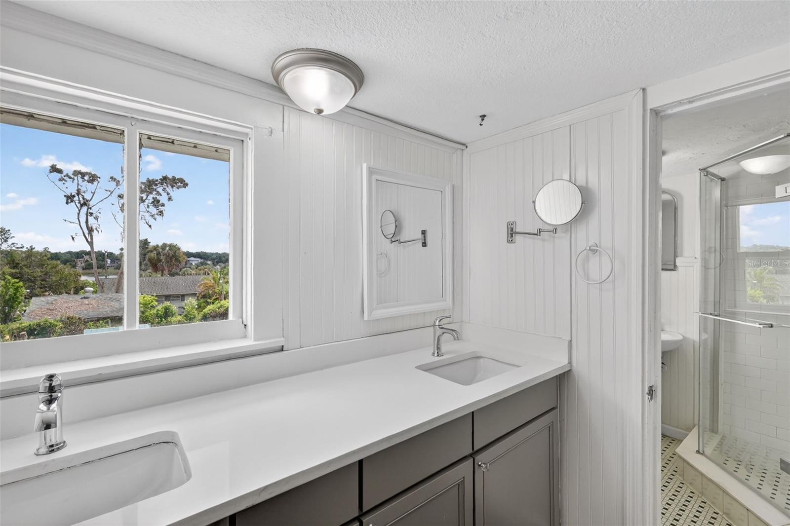 708 E LEMON AVE, EUSTIS, FL, 32726