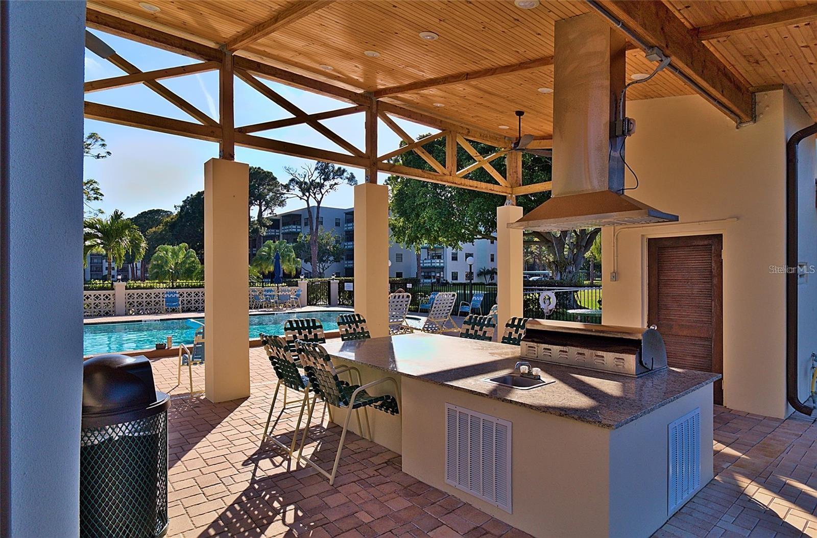 8186 TERRACE GARDEN DR N #109, ST PETERSBURG, FL, 33709