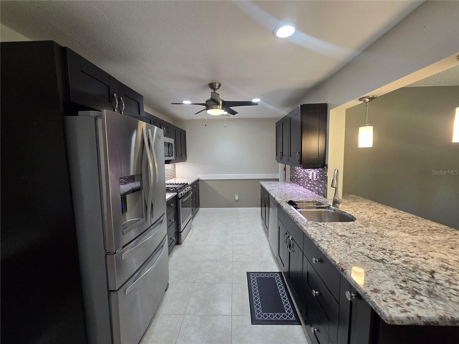 8186 TERRACE GARDEN DR N #109, ST PETERSBURG, FL, 33709