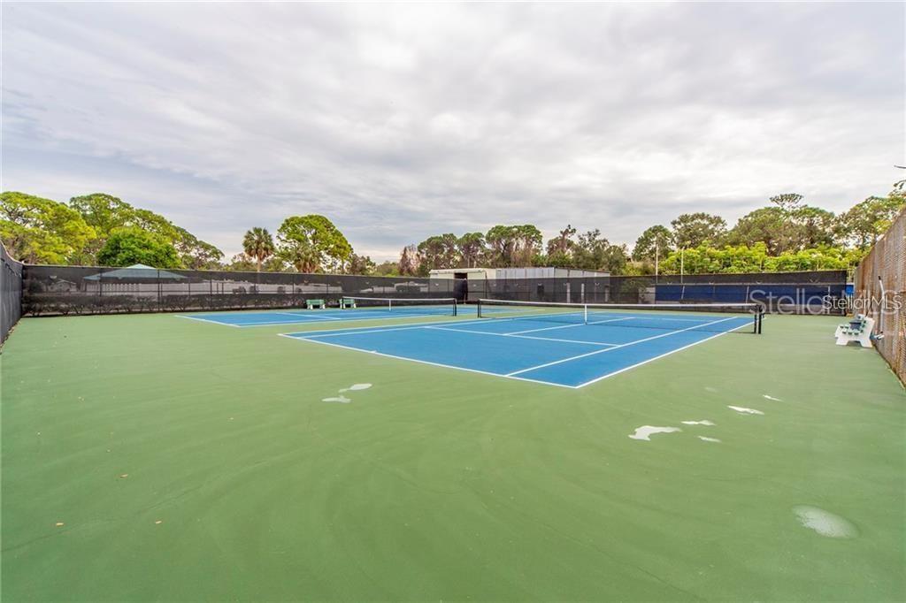 8186 TERRACE GARDEN DR N #109, ST PETERSBURG, FL, 33709