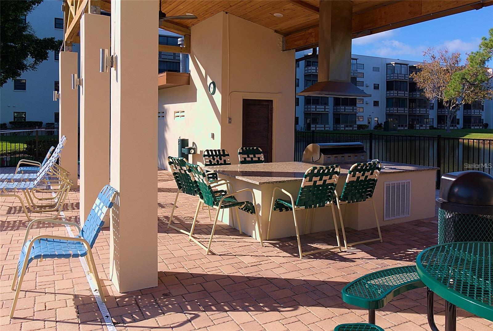 8186 TERRACE GARDEN DR N #109, ST PETERSBURG, FL, 33709