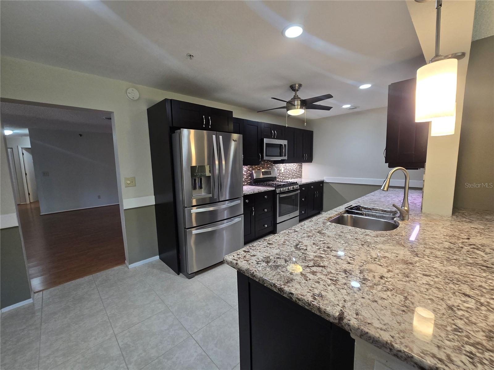8186 TERRACE GARDEN DR N #109, ST PETERSBURG, FL, 33709