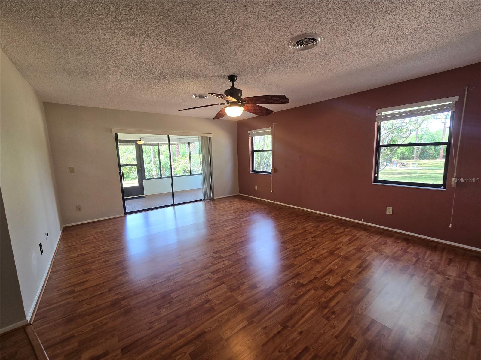 8186 TERRACE GARDEN DR N #109, ST PETERSBURG, FL, 33709