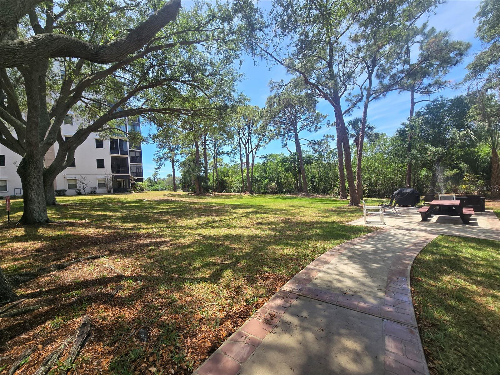 8186 TERRACE GARDEN DR N #109, ST PETERSBURG, FL, 33709