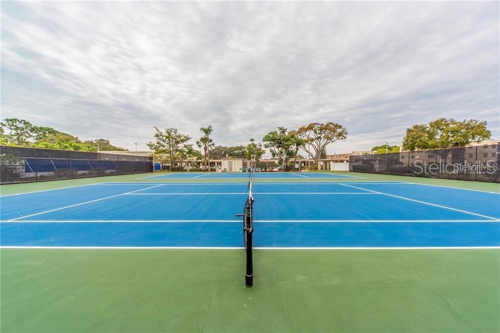 8186 TERRACE GARDEN DR N #109, ST PETERSBURG, FL, 33709