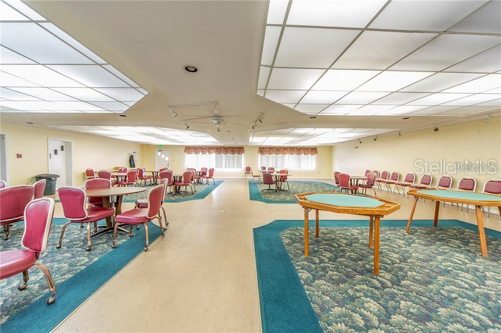 8186 TERRACE GARDEN DR N #109, ST PETERSBURG, FL, 33709
